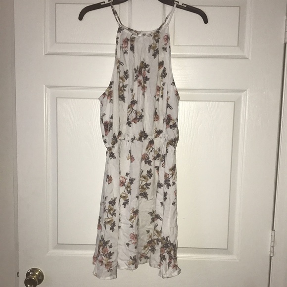 Fun summer dress! - Picture 1 of 4